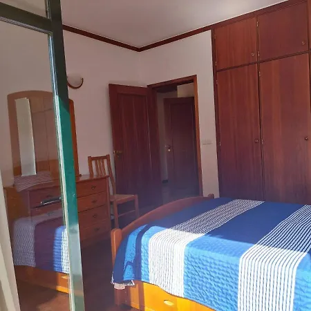 Be Local - In With Pool Access Apartment